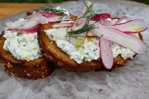 ricotta_radish