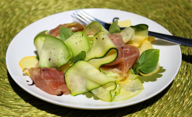 zucchini_prosciutto